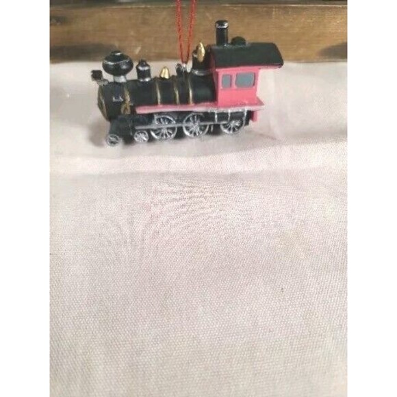 New NWT GANZ Midwest Gift Train Christmas Ornament Resin - Picture 4 of 11